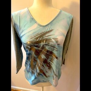Zenergy by Chico’s tee, size 6 (Chico 0)